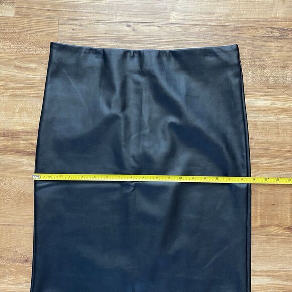 LOFT NWT M Black Vegan Leather Pull On Mini Pencil Skirt Gothic Office Siren - Picture 13 of 13